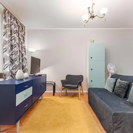 Bluszczanska 74 By Homeprime Apartment Warsaw